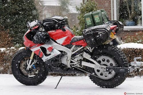 moto sulla neve